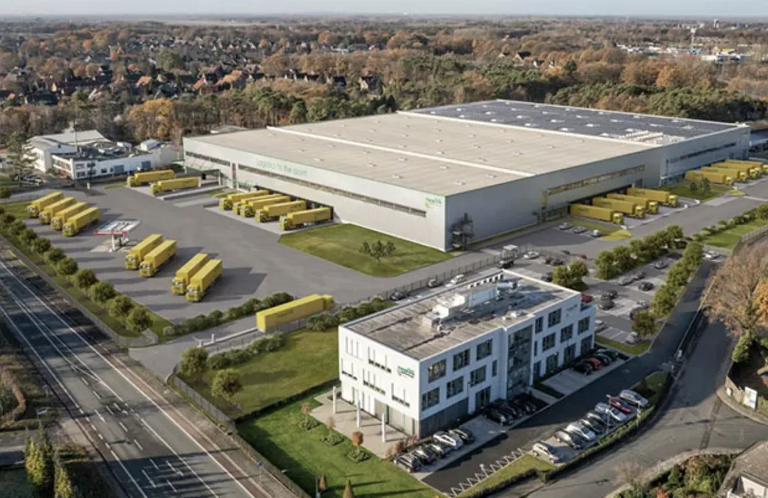 Logistikdepot der Nosta Group aus der Luft